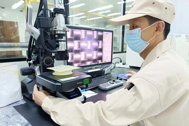 跑出嘉速度 新材料技术研发引领产业新未来